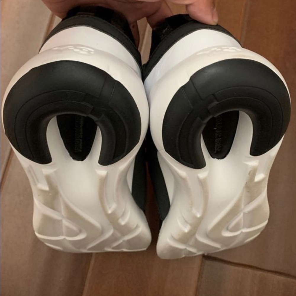 Y-3 QR Run - Picture 3 of 5